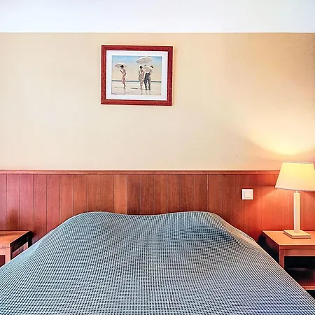 Les Grands Pins-4 By Interhome