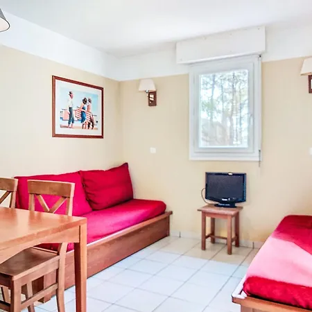 Les Grands Pins-4 By Interhome