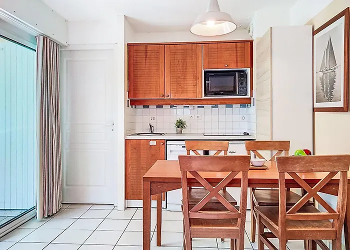 Les Grands Pins-4 By Interhome Maubuisson